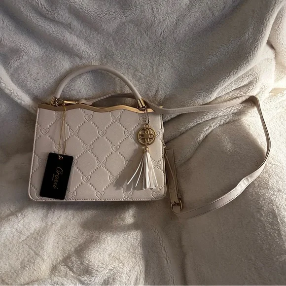Crossi Beige Crossbody Bag: NWT - Picture 2 of 13